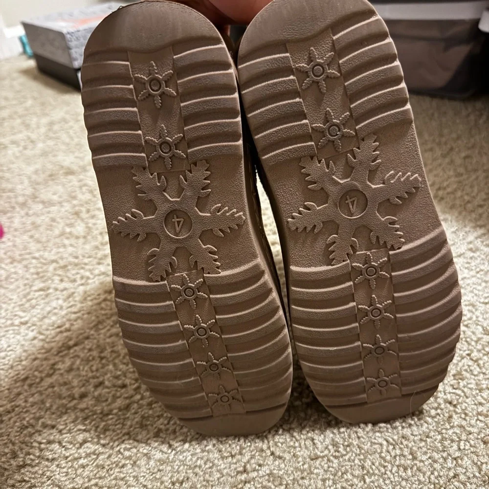 Classic Tan Suede Women's Boots